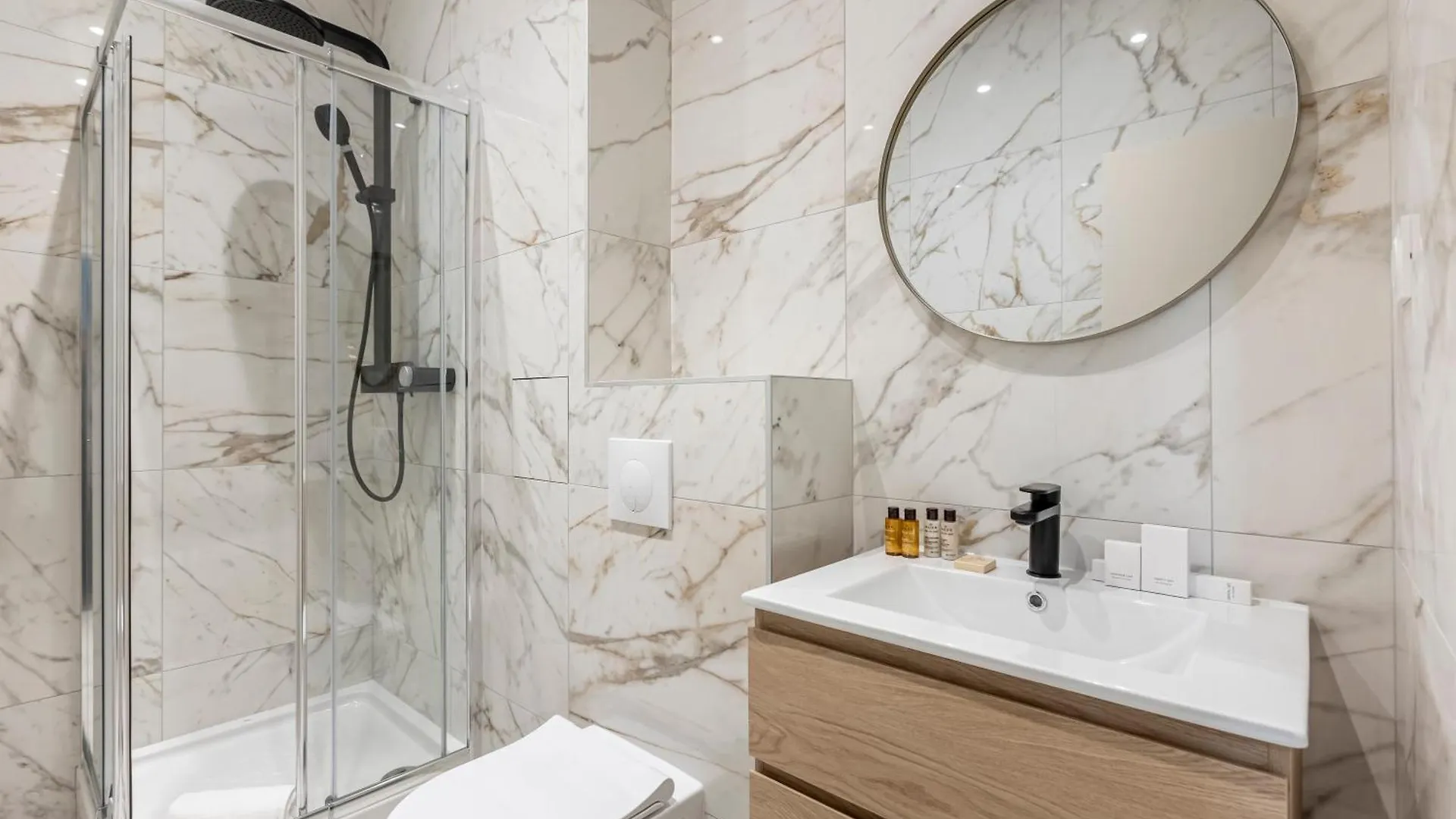 Sweett - Villiers Apartment Paris France