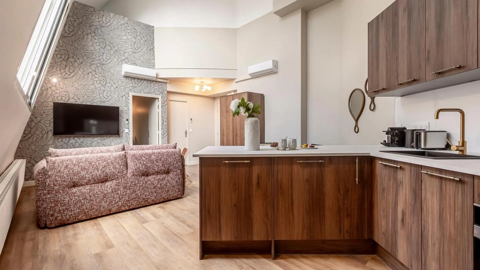 Sweett - Villiers Apartment Paris