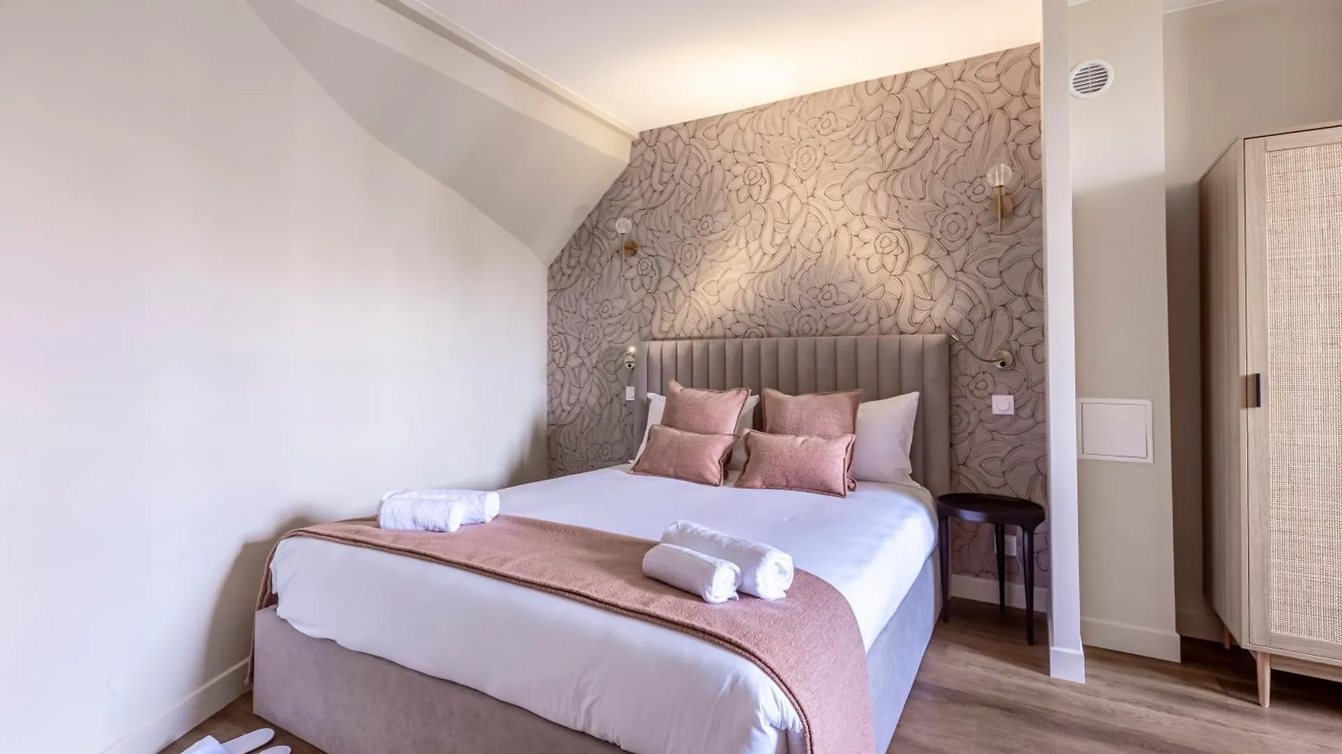 Sweett - Villiers Apartment Paris