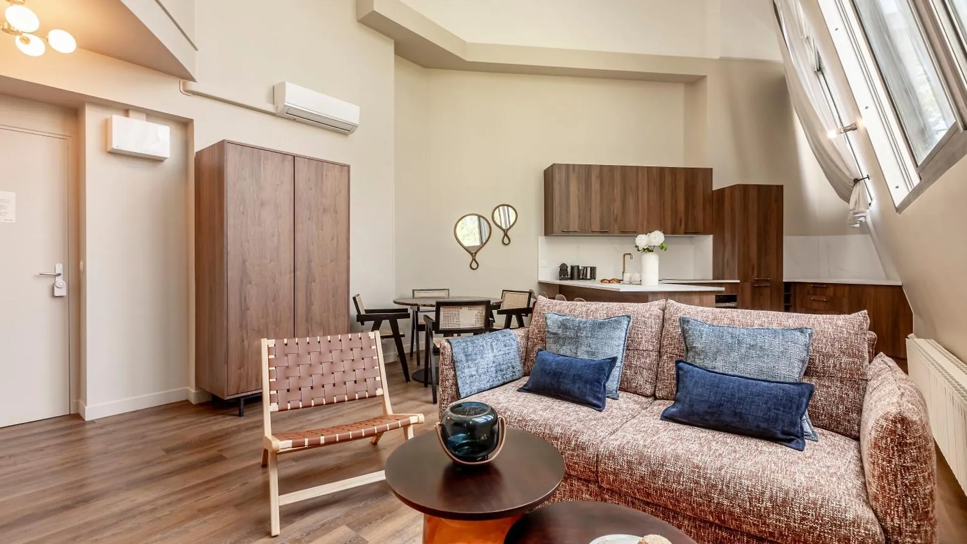 Sweett - Villiers Apartment Paris